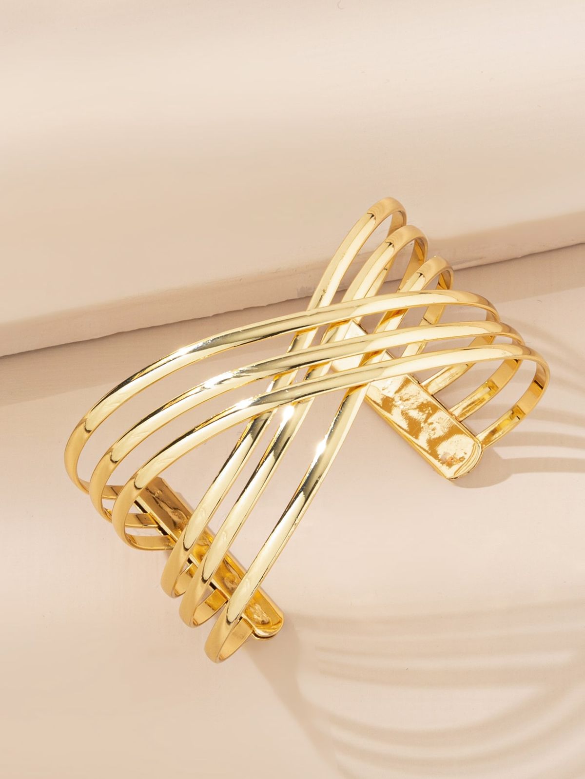 CUFF BRACELET