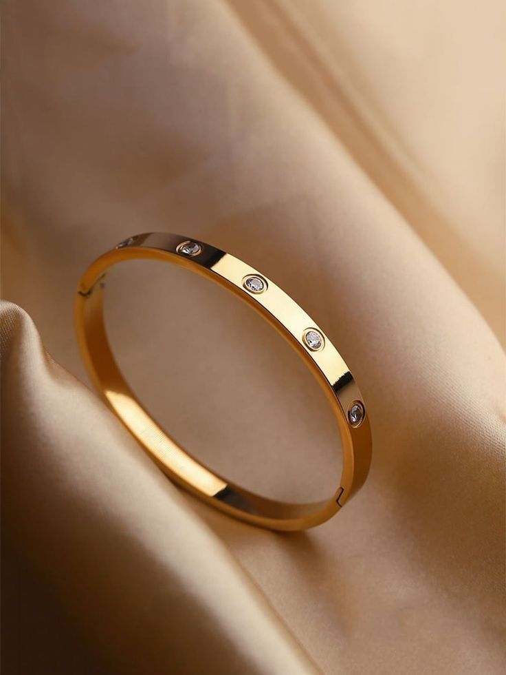 LOVE BRACELET